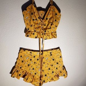 2 Piece Boho Floral-Print CropTop and Shorts
